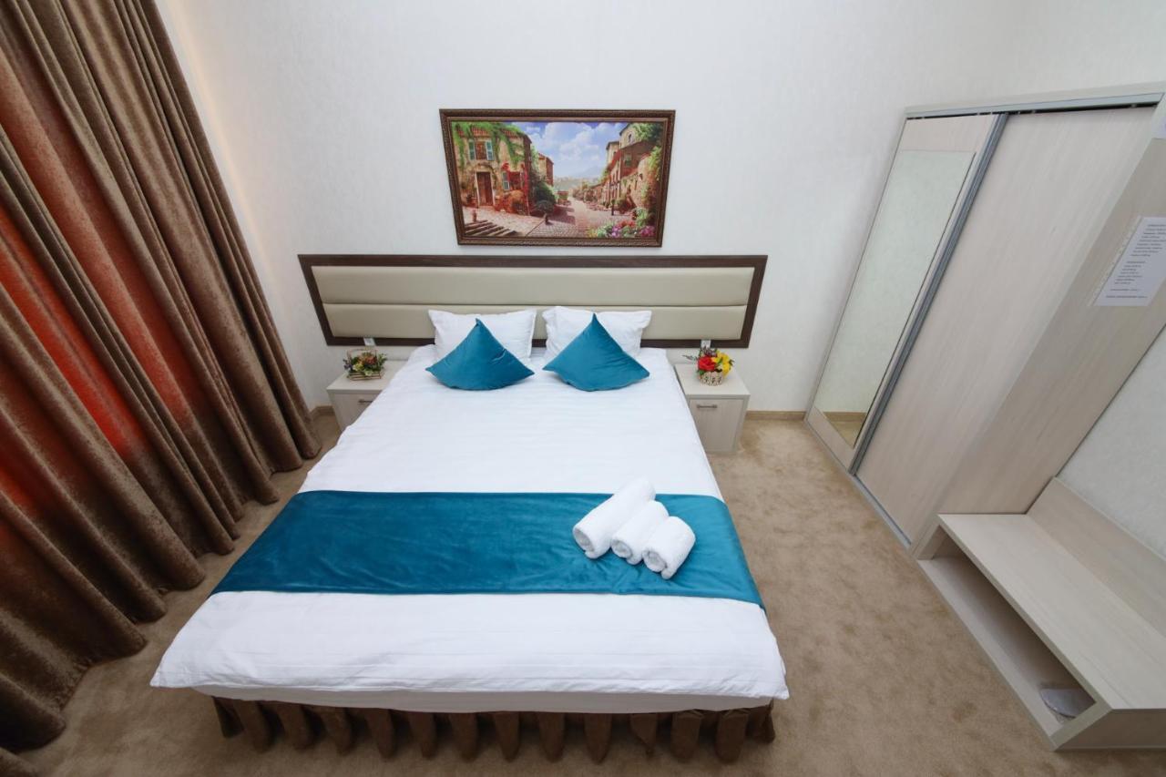 Hotel Globus Tashkent Luaran gambar