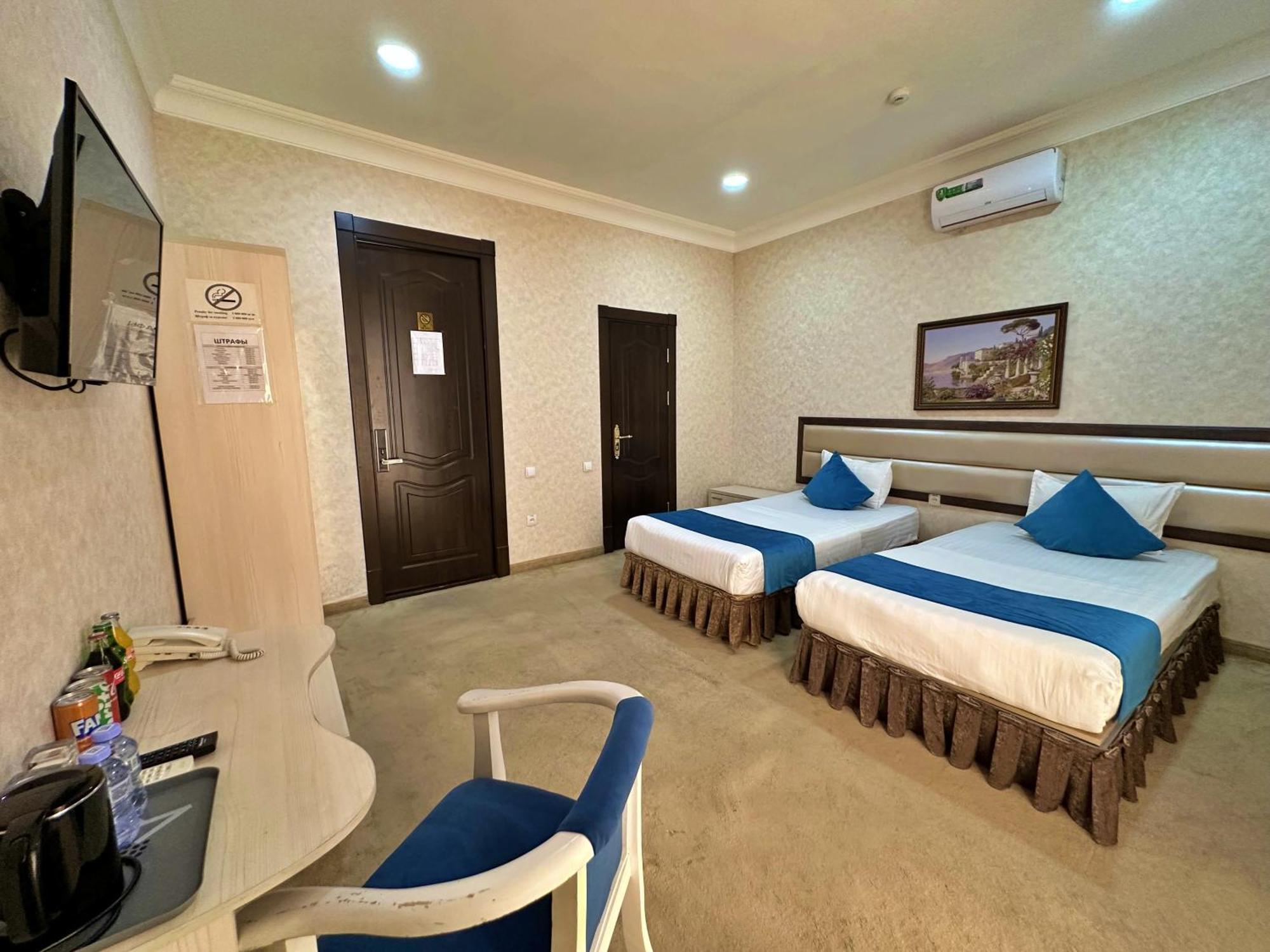 Hotel Globus Tashkent Luaran gambar